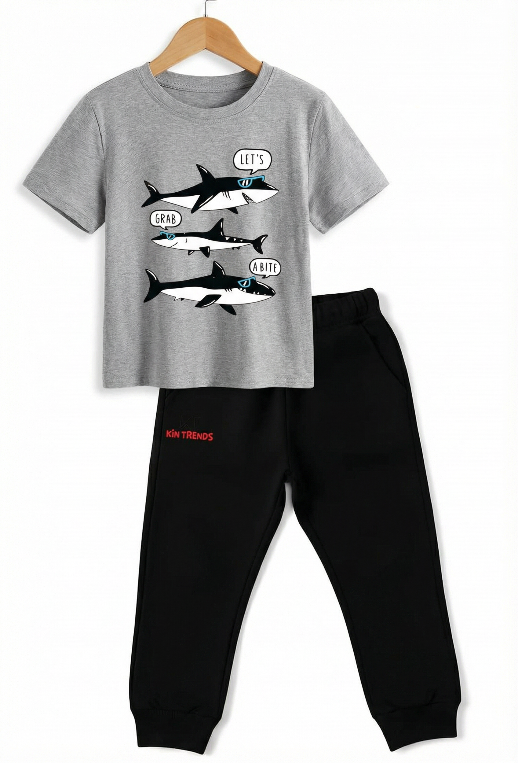 gemini-3-pro-image-preview-2k_b_Please_combine_them_